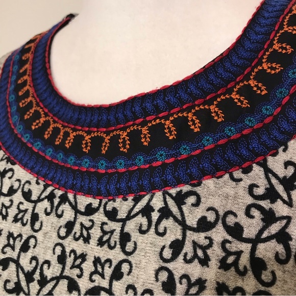 Creation Tunic Sweater Dress Floral Embroidered Long Sleeve Knit Stretch XXL - Picture 3 of 12